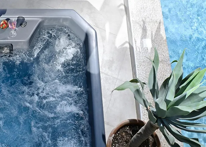 Mykonos Heaven - Sea View & Outdoor Hot Tub فيلة